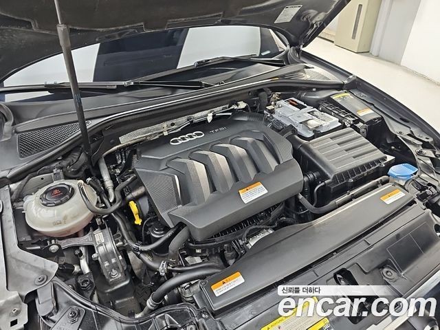 Audi A3 2018 — photo 6