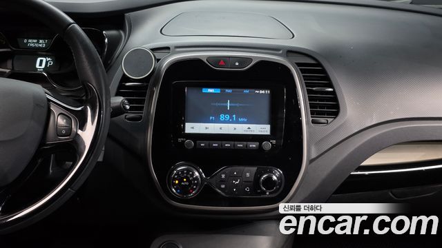 Renault Korea QM3 2015 — photo 14