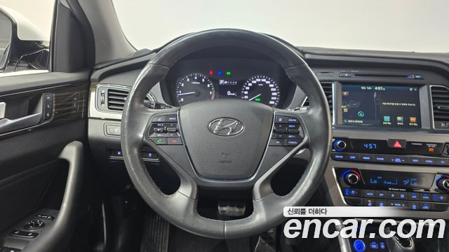 Hyundai Sonata 2016 — photo 18