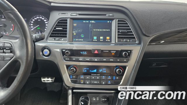 Hyundai Sonata 2016 — photo 19