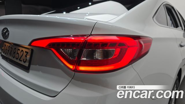 Hyundai Sonata 2016 — photo 9