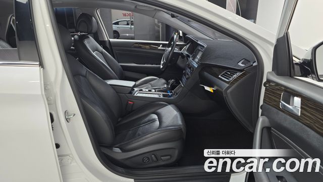 Hyundai Sonata 2016 — photo 16