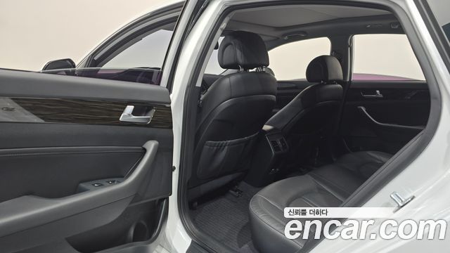 Hyundai Sonata 2016 — photo 33
