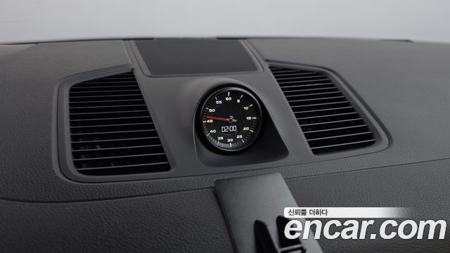 Porsche Cayenne 2020 — photo 29