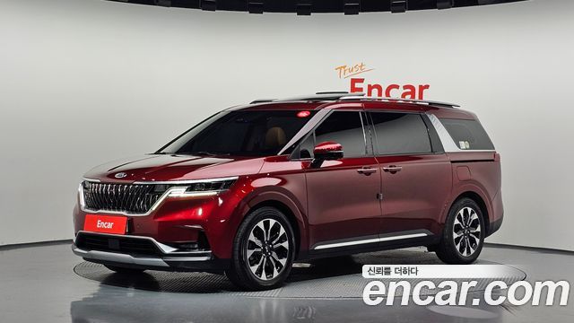 Kia Canival 2021 — photo 1