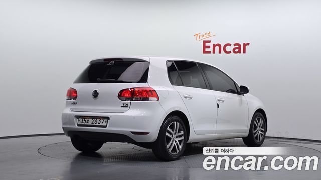 Volkswagen Golf 2011 — photo 2