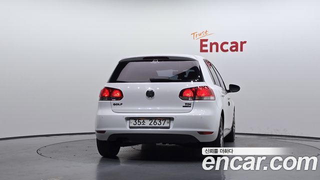 Volkswagen Golf 2011 — photo 4