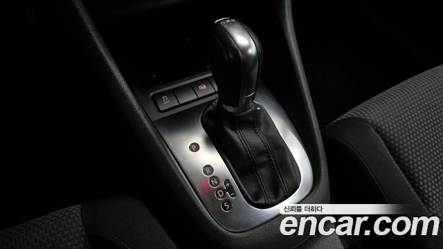 Volkswagen Golf 2011 — photo 9