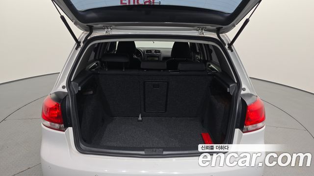 Volkswagen Golf 2011 — photo 18