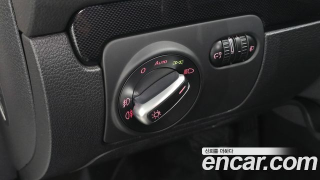 Volkswagen Golf 2011 — photo 20