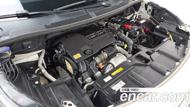 Peugeot 3008 2018 — photo 6