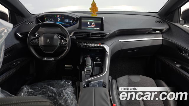 Peugeot 3008 2018 — photo 10