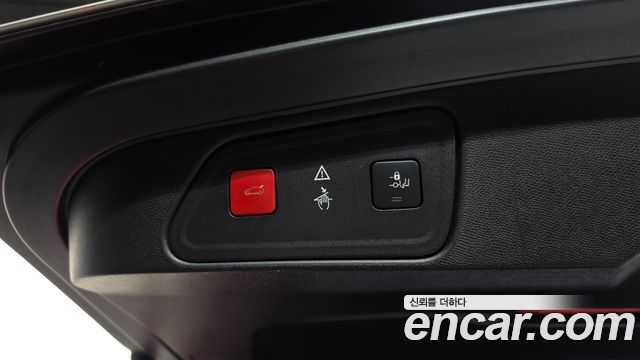 Peugeot 3008 2018 — photo 24