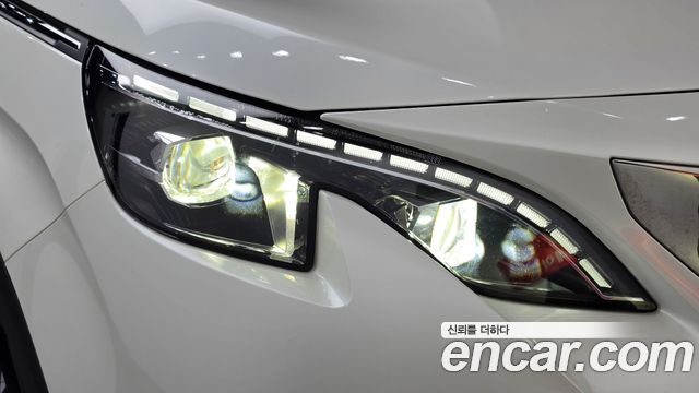 Peugeot 3008 2018 — photo 8