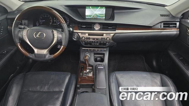 Lexus ES 2013 — photo 7