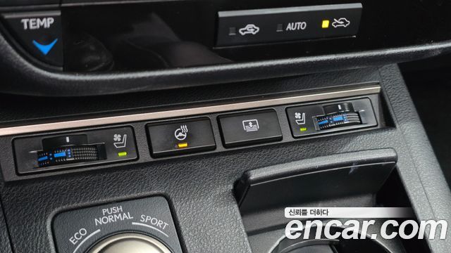 Lexus ES 2013 — photo 13