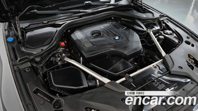 BMW 5-Series 2018 — photo 6