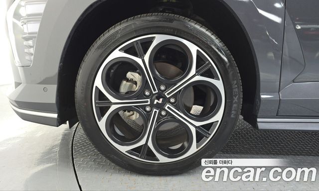 Hyundai Kona 2023 — photo 5