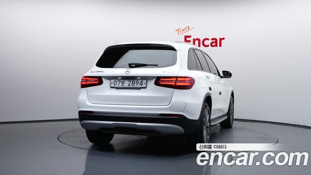 Mercedes-Benz GLC-Class 2019 — photo 4