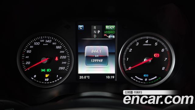Mercedes-Benz GLC-Class 2019 — photo 11
