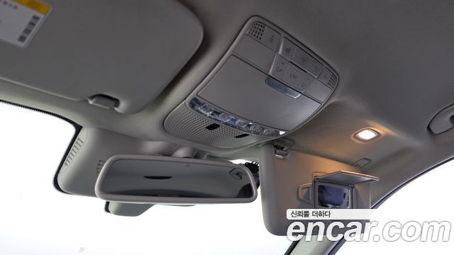 Mercedes-Benz GLC-Class 2019 — photo 26