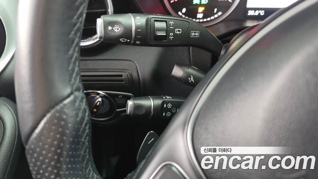 Mercedes-Benz GLC-Class 2019 — photo 28