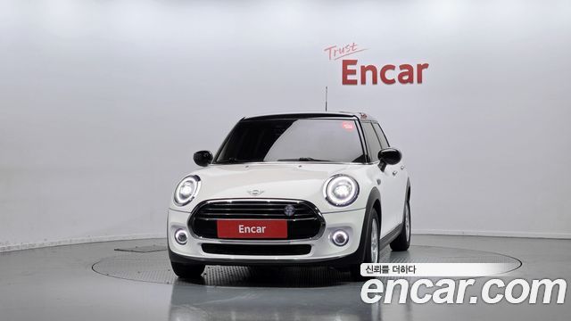 Mini Cooper 2020 — photo 3