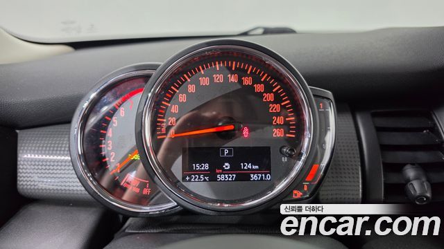 Mini Cooper 2020 — photo 11