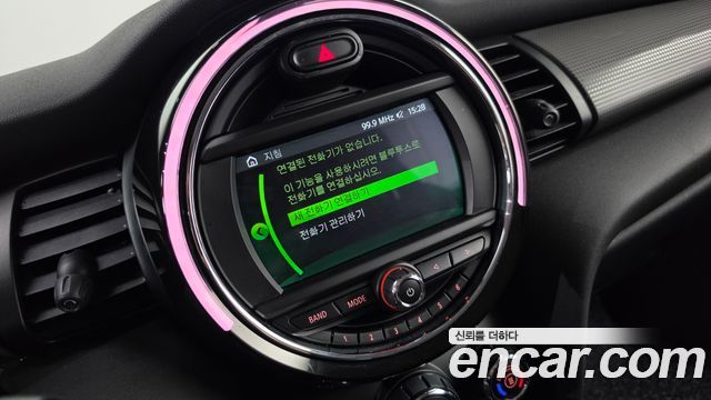 Mini Cooper 2020 — photo 28