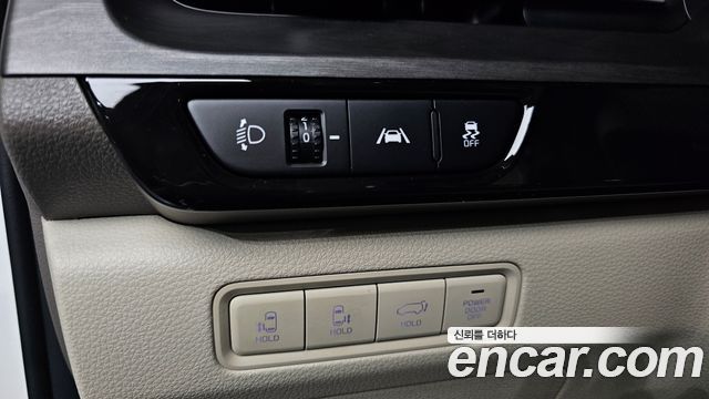 Kia Canival 2023 — photo 19