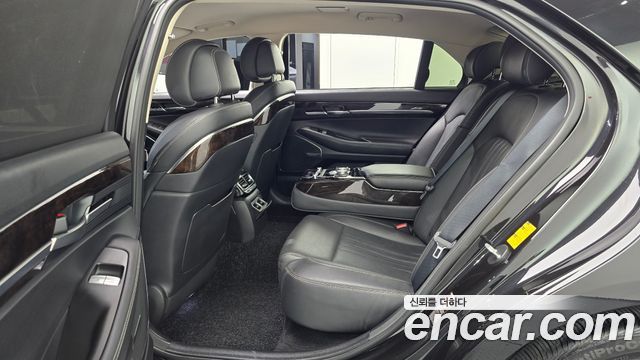 Genesis G90 2019 — photo 18