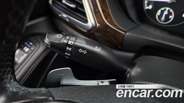 Genesis G90 2019 — photo 29