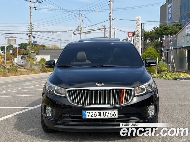 Kia Canival 2015 — photo 3