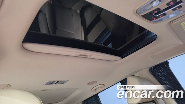 Kia Canival 2015 — photo 25