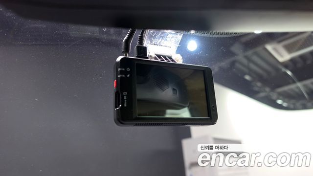 Kia Canival 2015 — photo 30