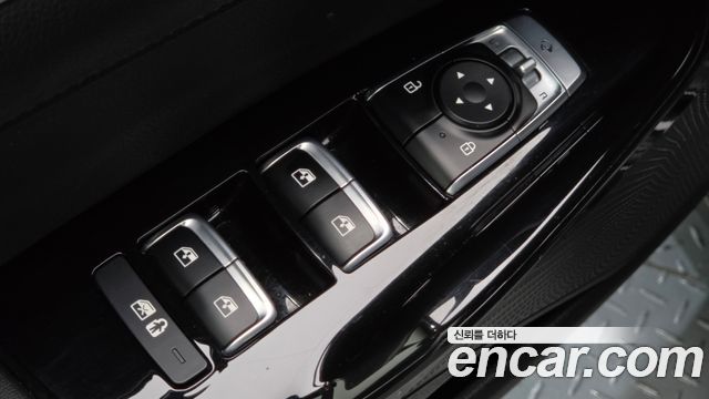 Kia K5 2022 — photo 25