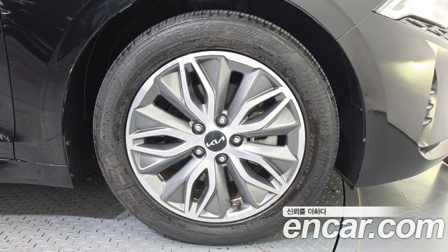 Kia K5 2022 — photo 7