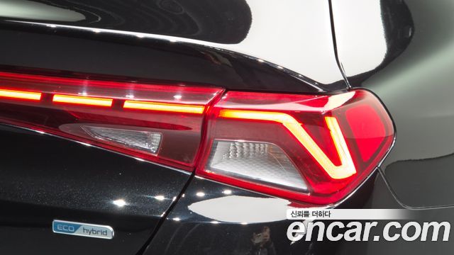 Kia K5 2022 — photo 9