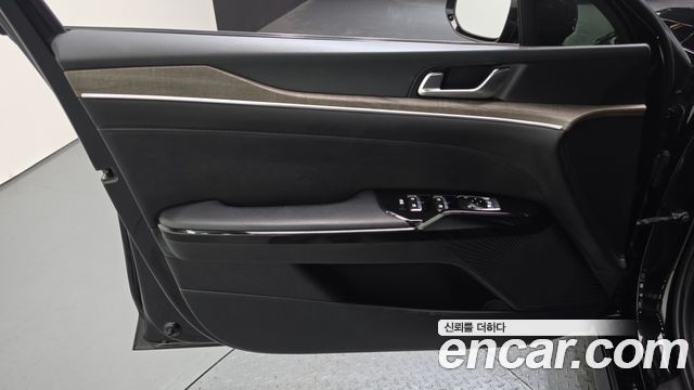 Kia K5 2022 — photo 14