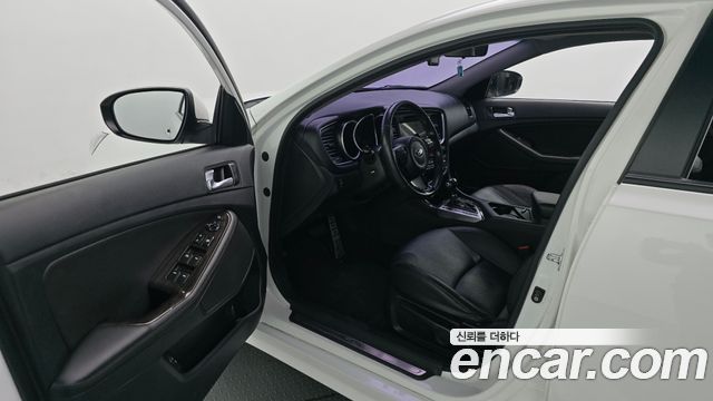 Kia K5 2015 — photo 10