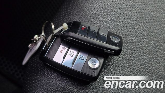 Kia K5 2015 — photo 16