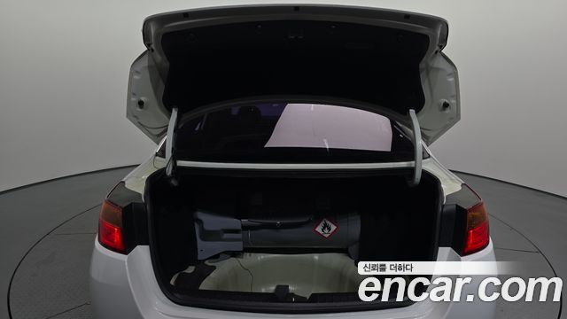 Kia K5 2015 — photo 17