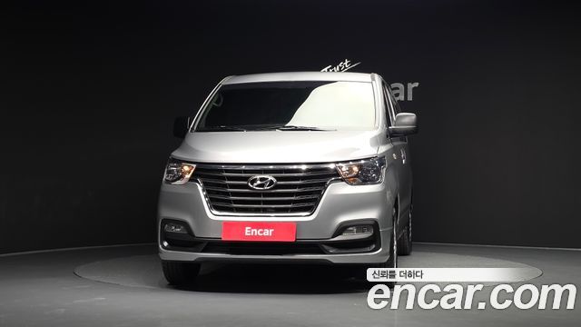 Hyundai Starex 2018 — photo 3