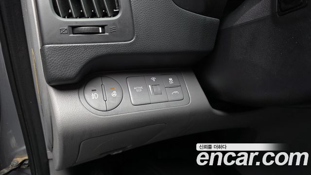 Hyundai Starex 2018 — photo 21