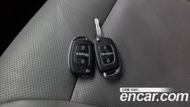 Hyundai Starex 2018 — photo 24