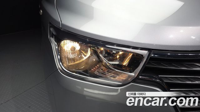 Hyundai Starex 2018 — photo 8