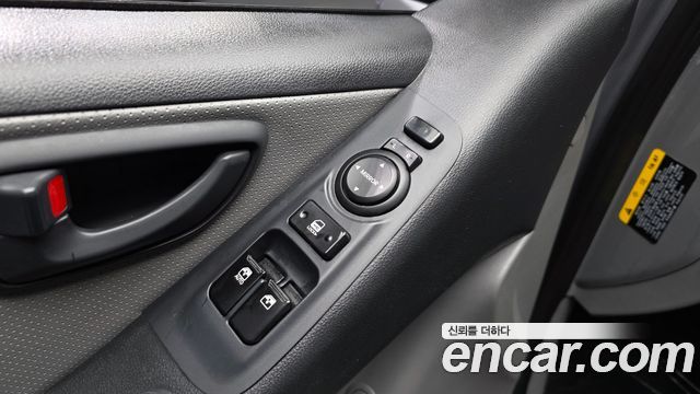 Hyundai Starex 2018 — photo 30