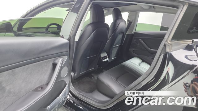 Tesla Model 3 2022 — photo 17