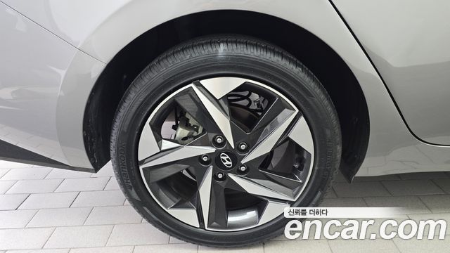 Hyundai AVANTE 2022 — photo 5