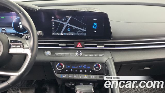 Hyundai AVANTE 2022 — photo 18